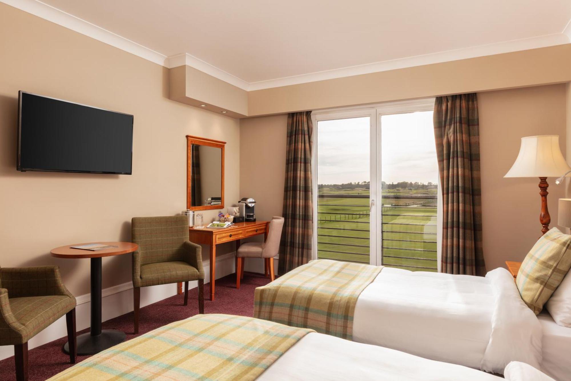 Carnoustie Golf Hotel 'A Bespoke Hotel' Экстерьер фото