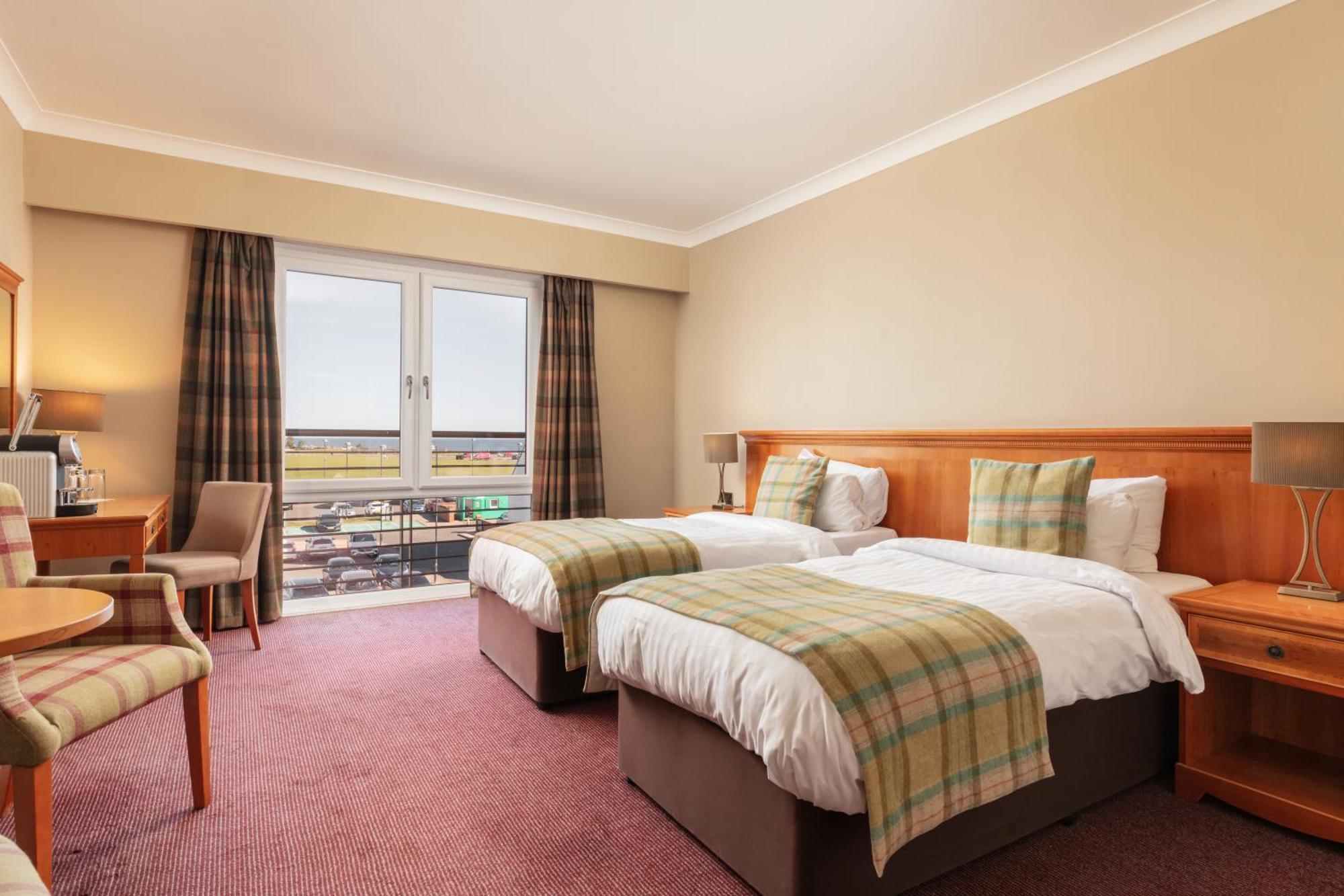 Carnoustie Golf Hotel 'A Bespoke Hotel' Экстерьер фото